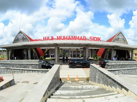 Indonesia-Bandara-Haji-Muhammad-Sidik-Airport